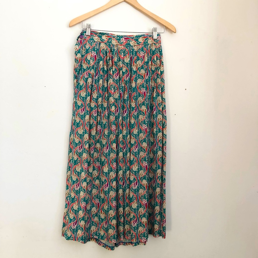Gorgeous Rayon Maxi/Midi Skirt